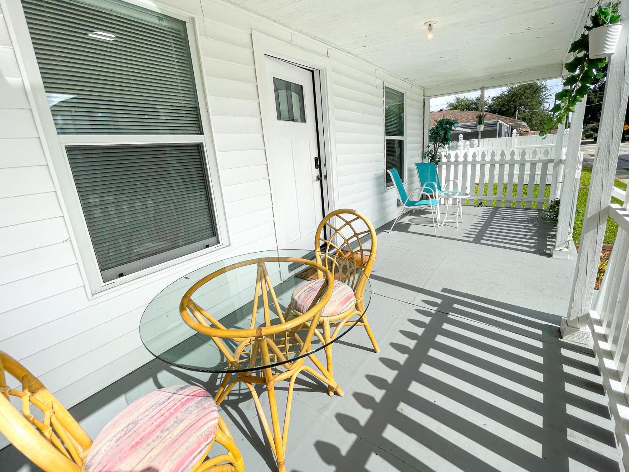 Cozy Stylish Chic Ybor, Dt Location